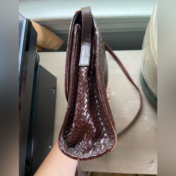 Vintage Dark Brown Woven Leather Purse - Picture 11 of 13